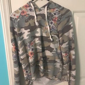 Flower cropped hoodie